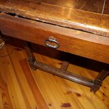 Farm table