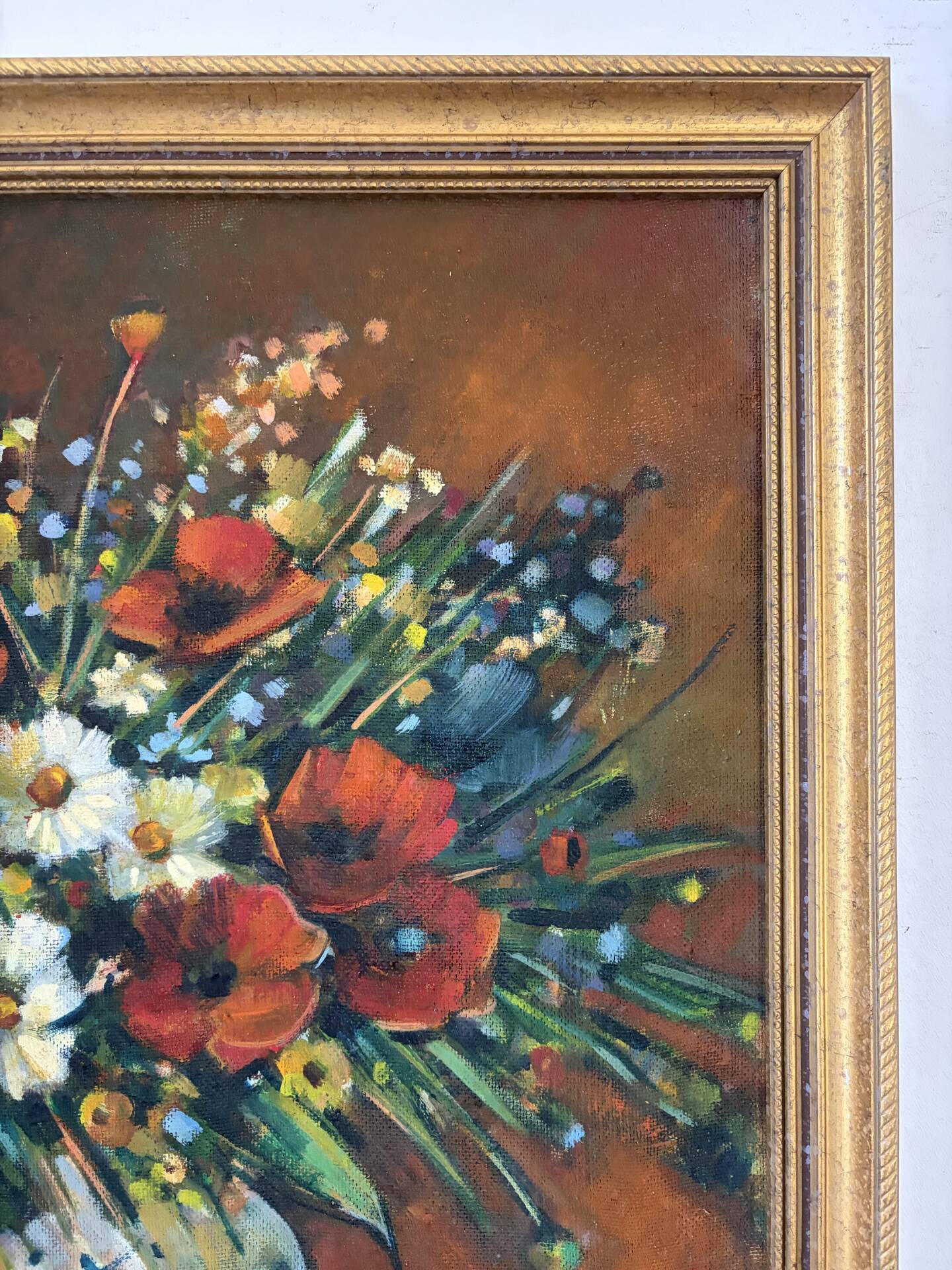 Wildflower bouquet, oil on panel signed Toutaiy.