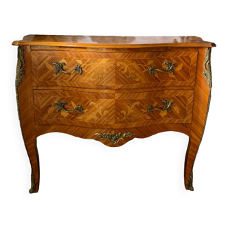 Louis XV style curved chest of drawers