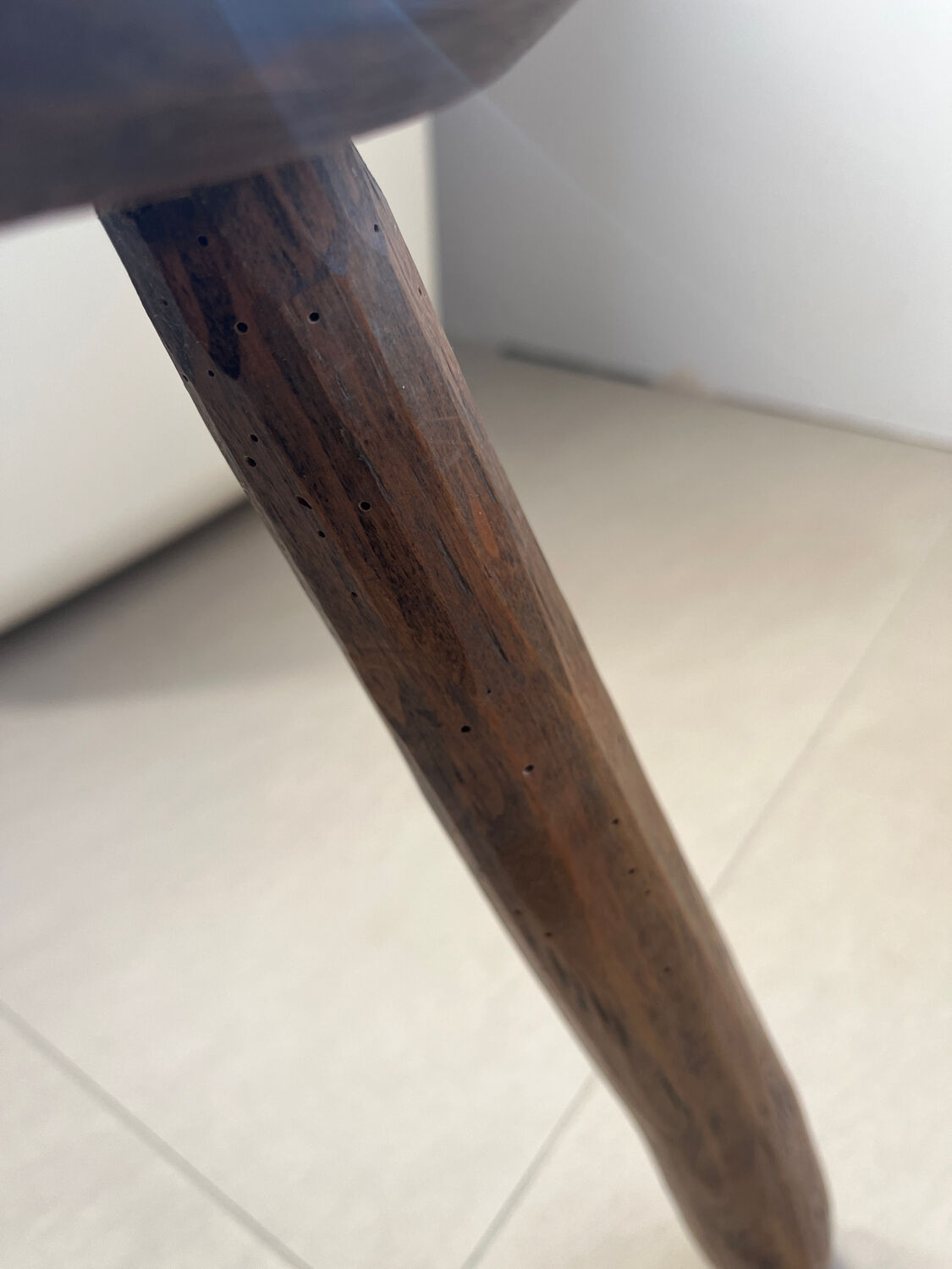 Table with its 4 brutalist chairs from the 1960s.