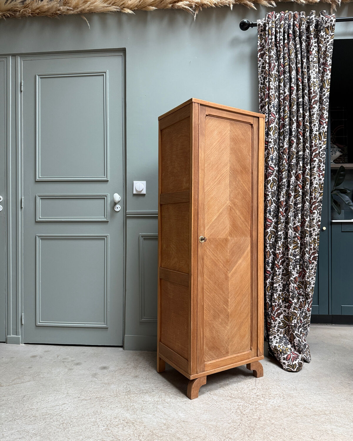 1950s bonnetière (renovated)