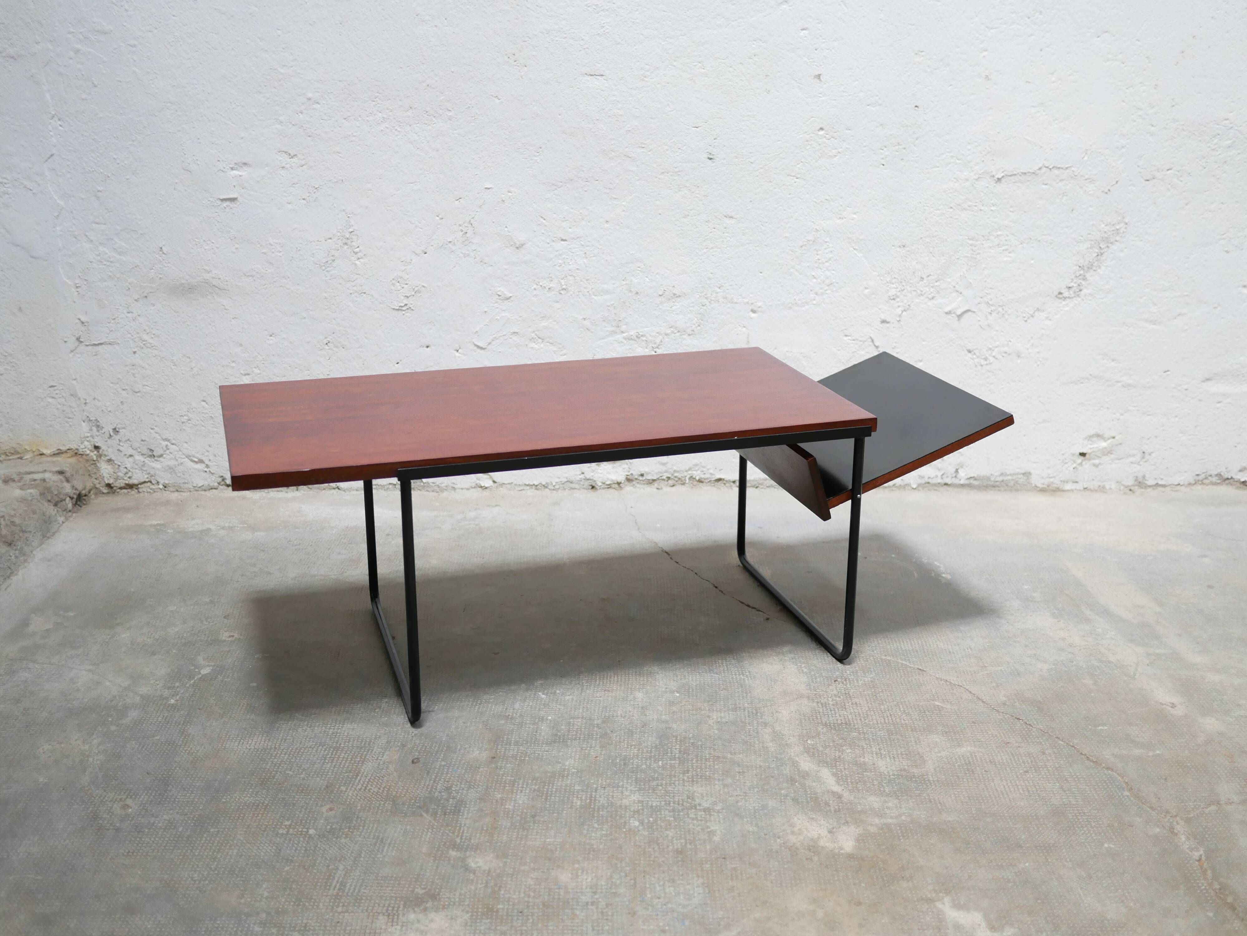 Modernist coffee table in wood and metal