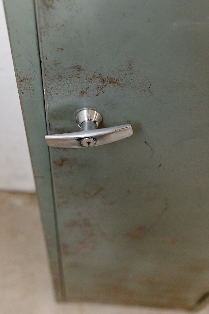 Metal industrial cloakroom