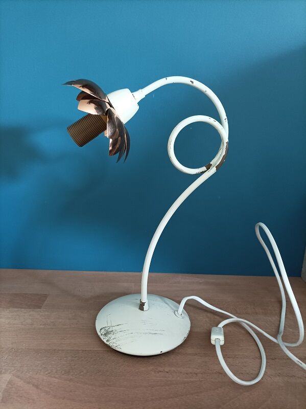 Bedside lamp patinated metal flower lotus copper