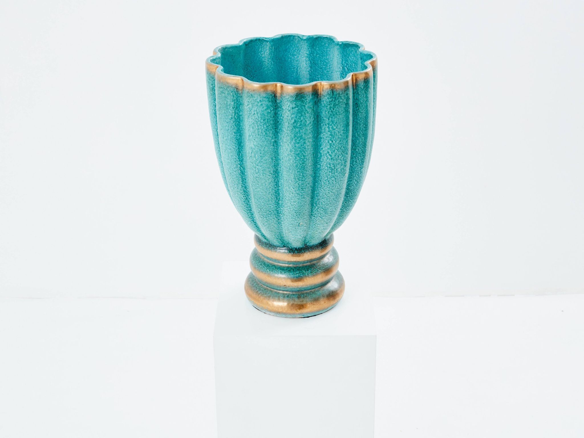 Gabriele Bicchioni large Italian ceramic vase circa 1930