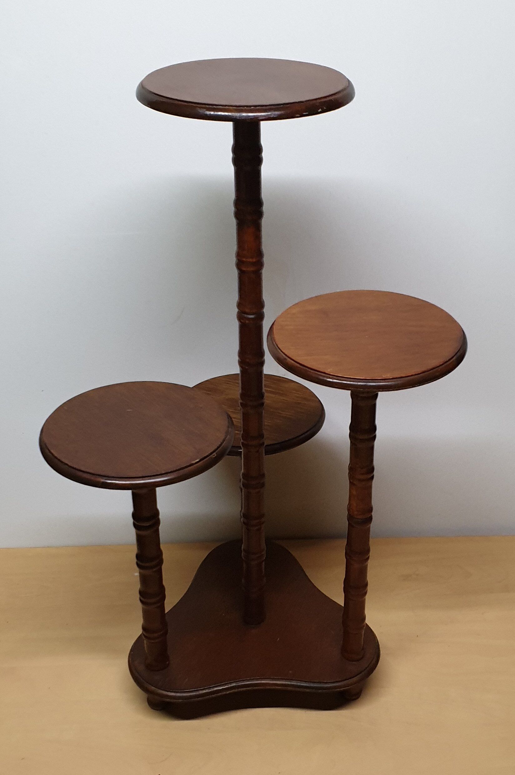 Porte-plantes seventies en bois