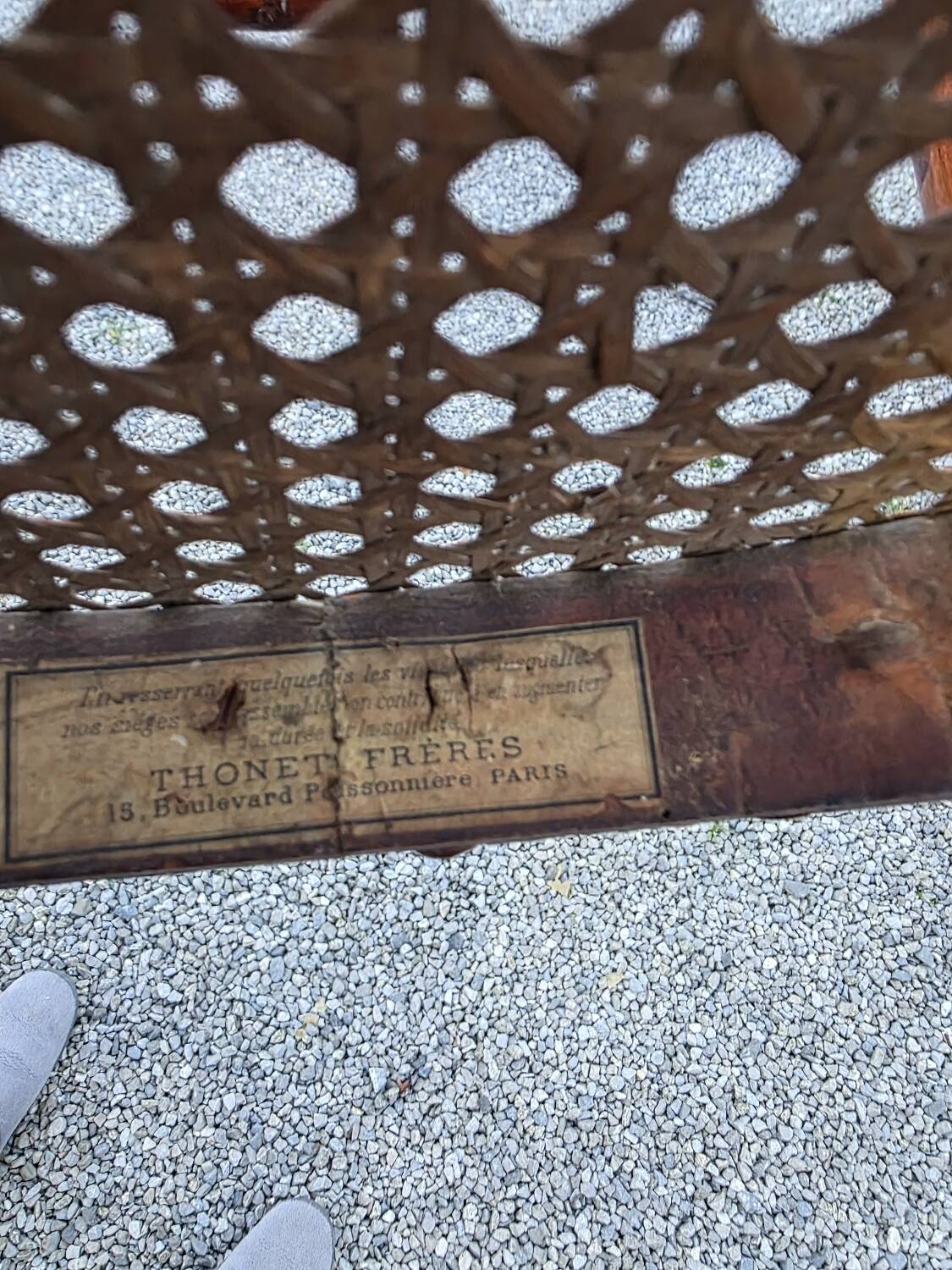 Pair of Thonet bistro chairs in bent wood no. 14