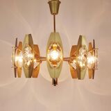 Oscar Torlasco brass chandelier of 25 inches with optical prism lenses, Italy, 1970s.