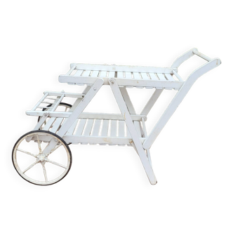 Gleizes wooden outdoor dessert table