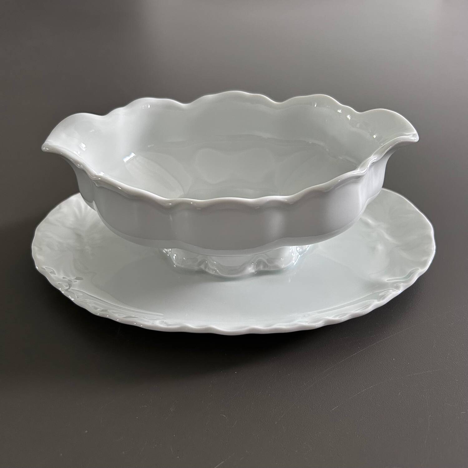 Classic porcelain sauceboat