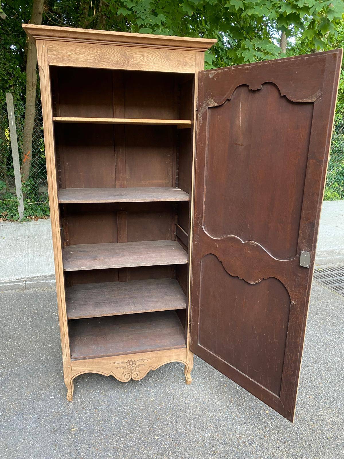 Louis XV boarding school wardrobe renovated in solid raw oak bonnetière