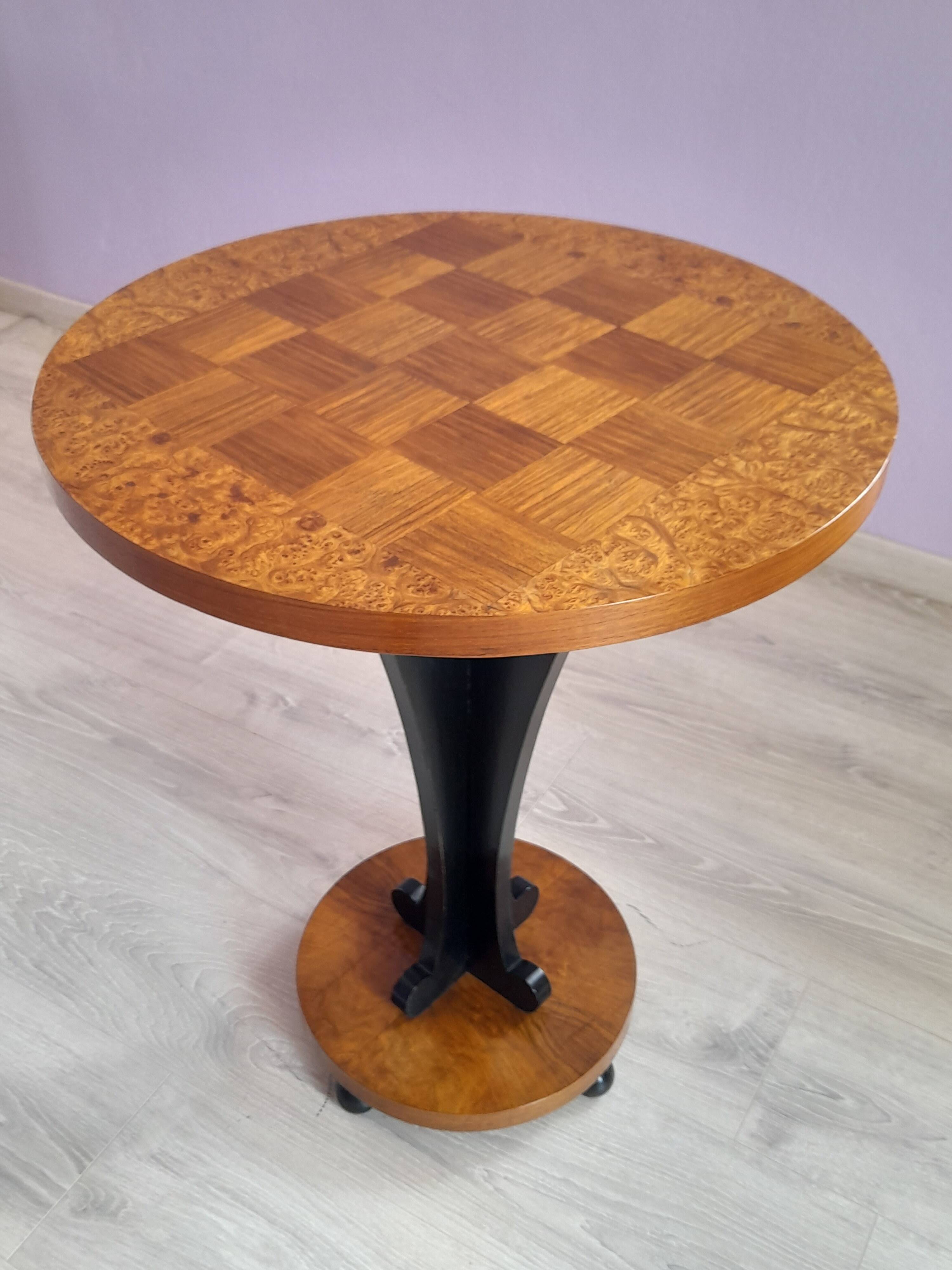 Art Deco pedestal table