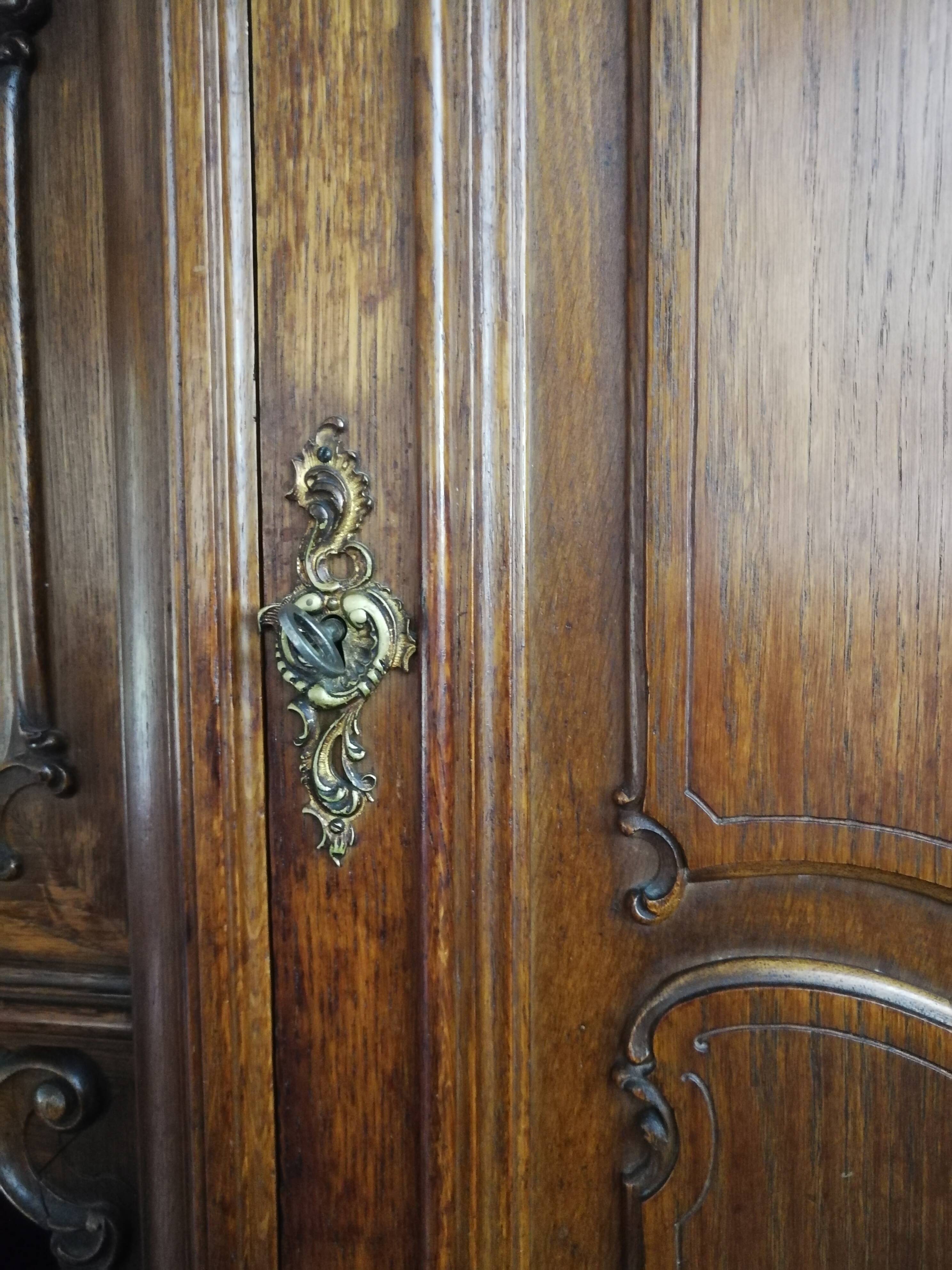 Upper part of an antique 19th-century dresser, Louis XV style.