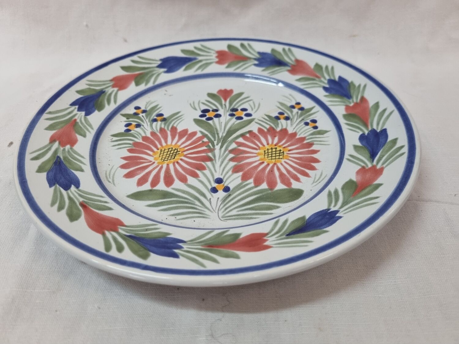 Plate HB Henriot, Quimper earthenware from 1950