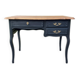 Black and wood desk