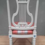 Chaise style Louis XVI laquée dossier lyre