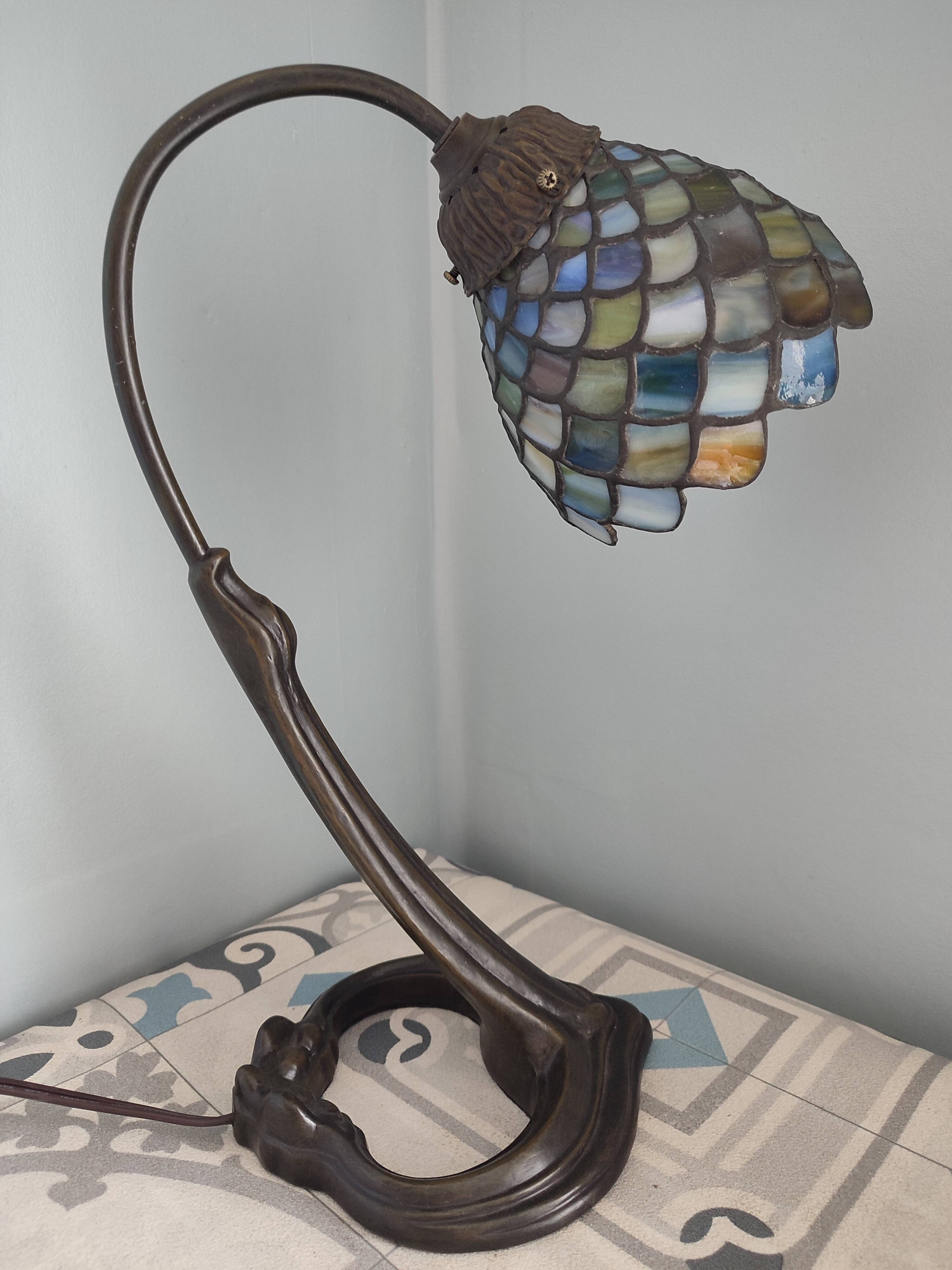 Tiffany table lamp art deco style