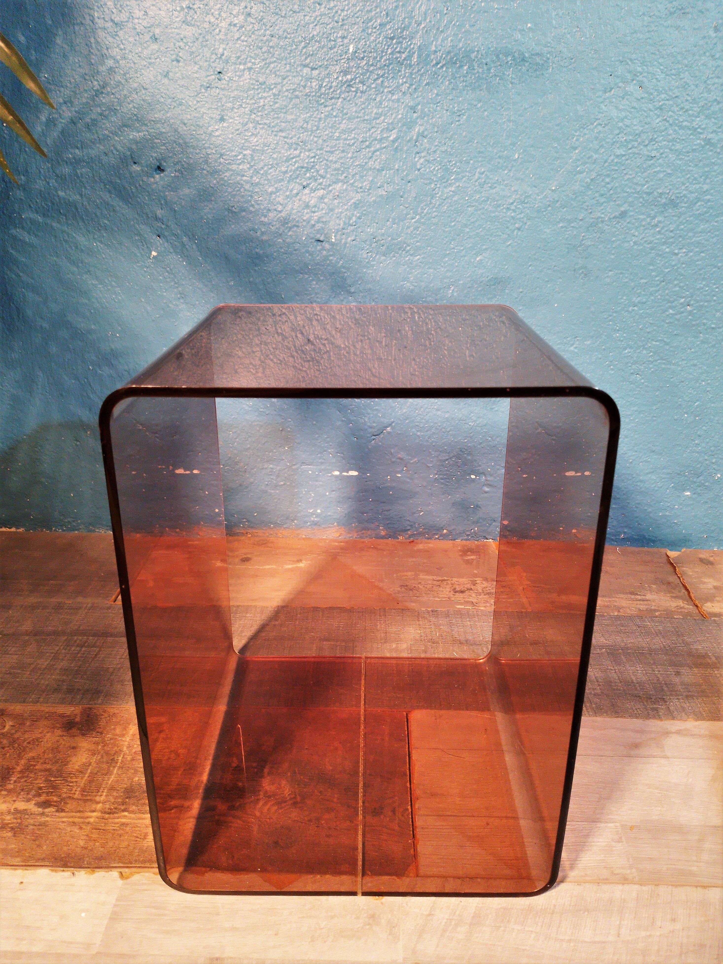 Bouts de canapé plexiglass de Michel Dumas 1970