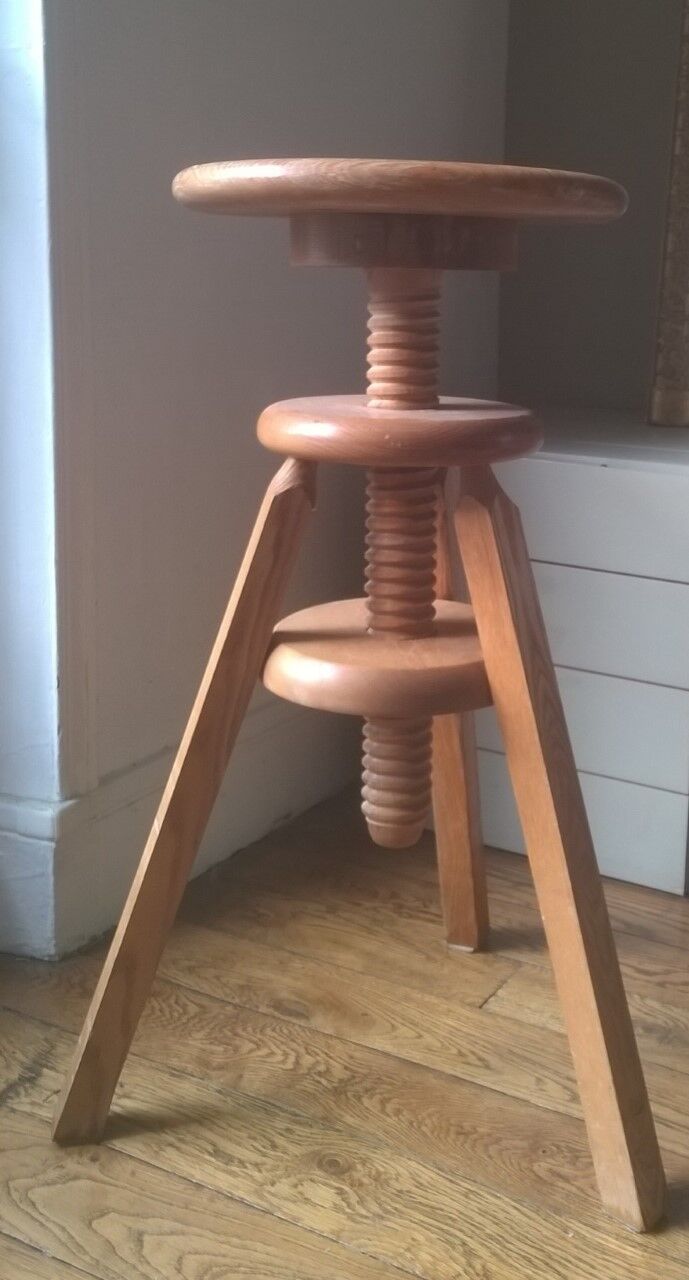 Vintage oak screw set