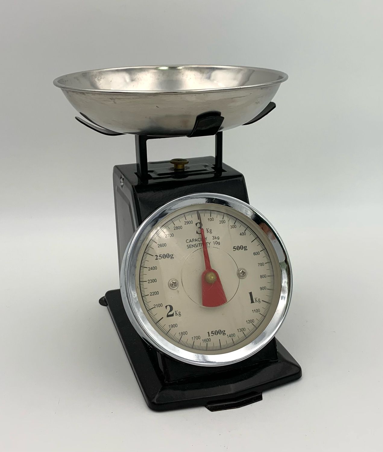 Vintage kitchen scale, black metal and stainless steel