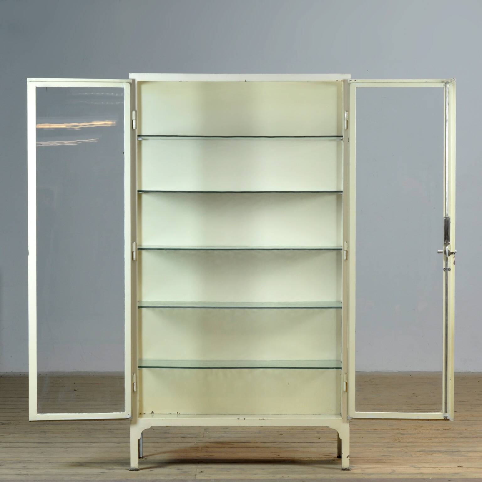 Iron medical cabinet, 1930s
