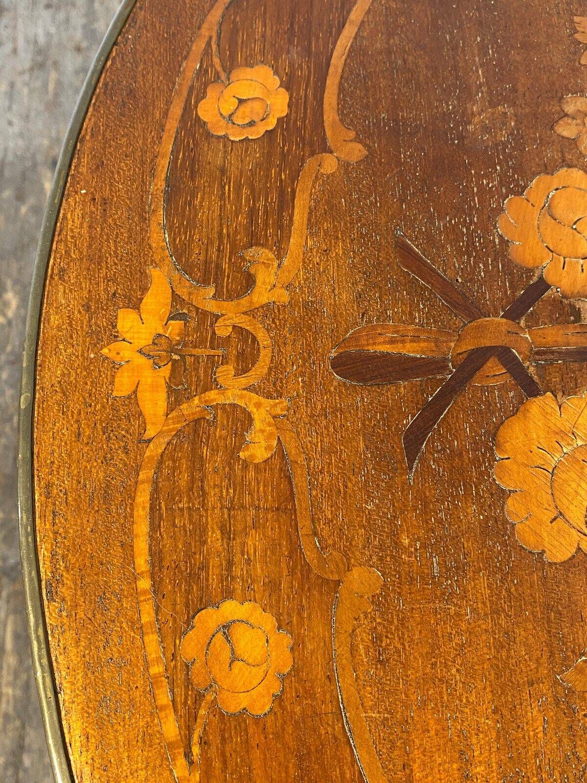 Louis XV side table in mahogany, marquetry and gilded bronze, circa 1900