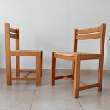 Set of 2 vintage chairs in solid elm and rush in the style of Regain/Asserbo.