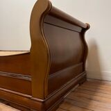 Trundle bed