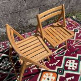 Pair of 80' folding chairs