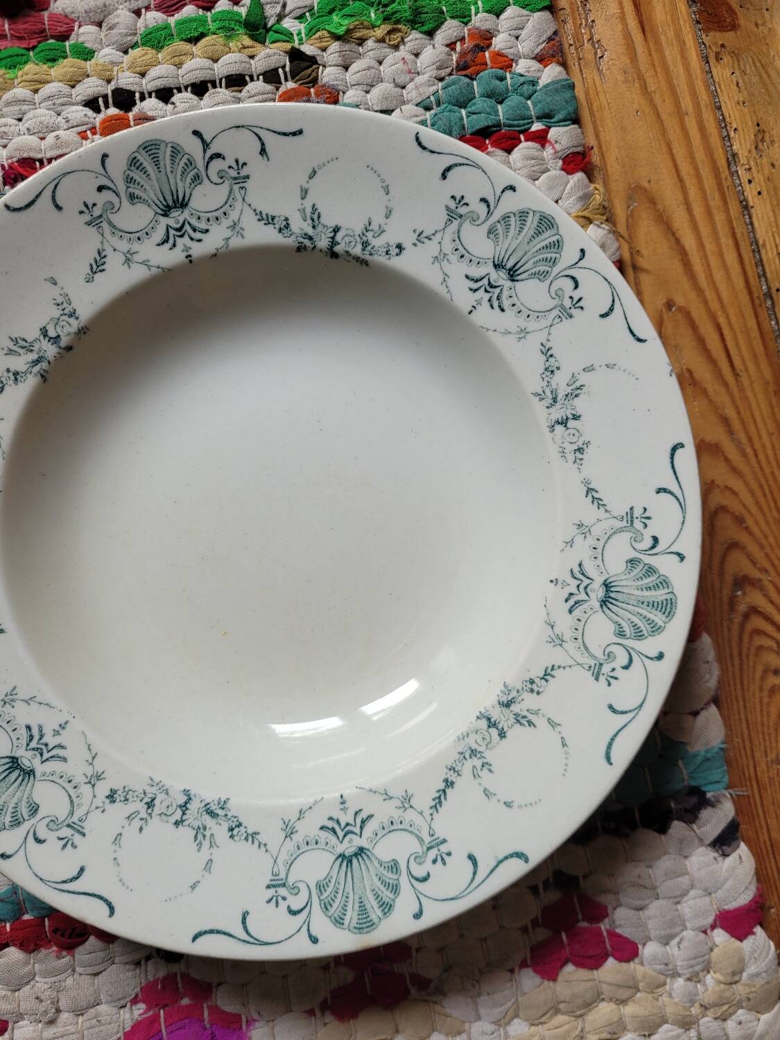 Assiette creuse Guirlande de Luneville