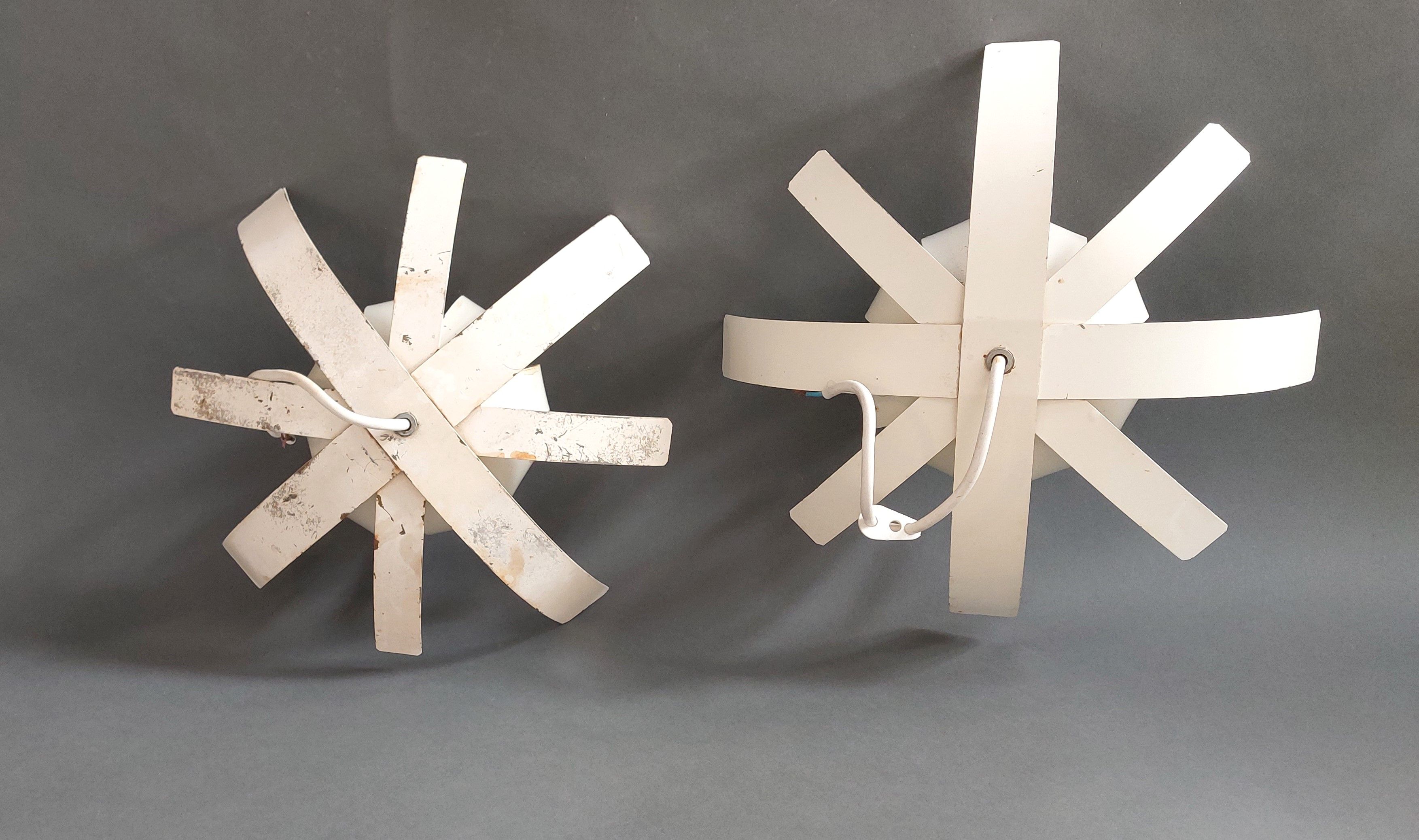 Pair of white lacquered steel sconces by Michel Boyer for Oxam circa 1970.