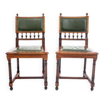 Paire de chaises, Europe du Nord, vers 1900.