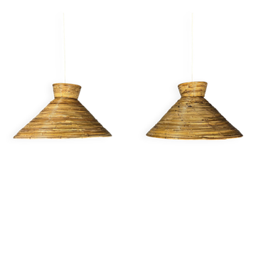 Paire de suspensions crayon en rotin, grand format (62 cm), Italie, années 1970