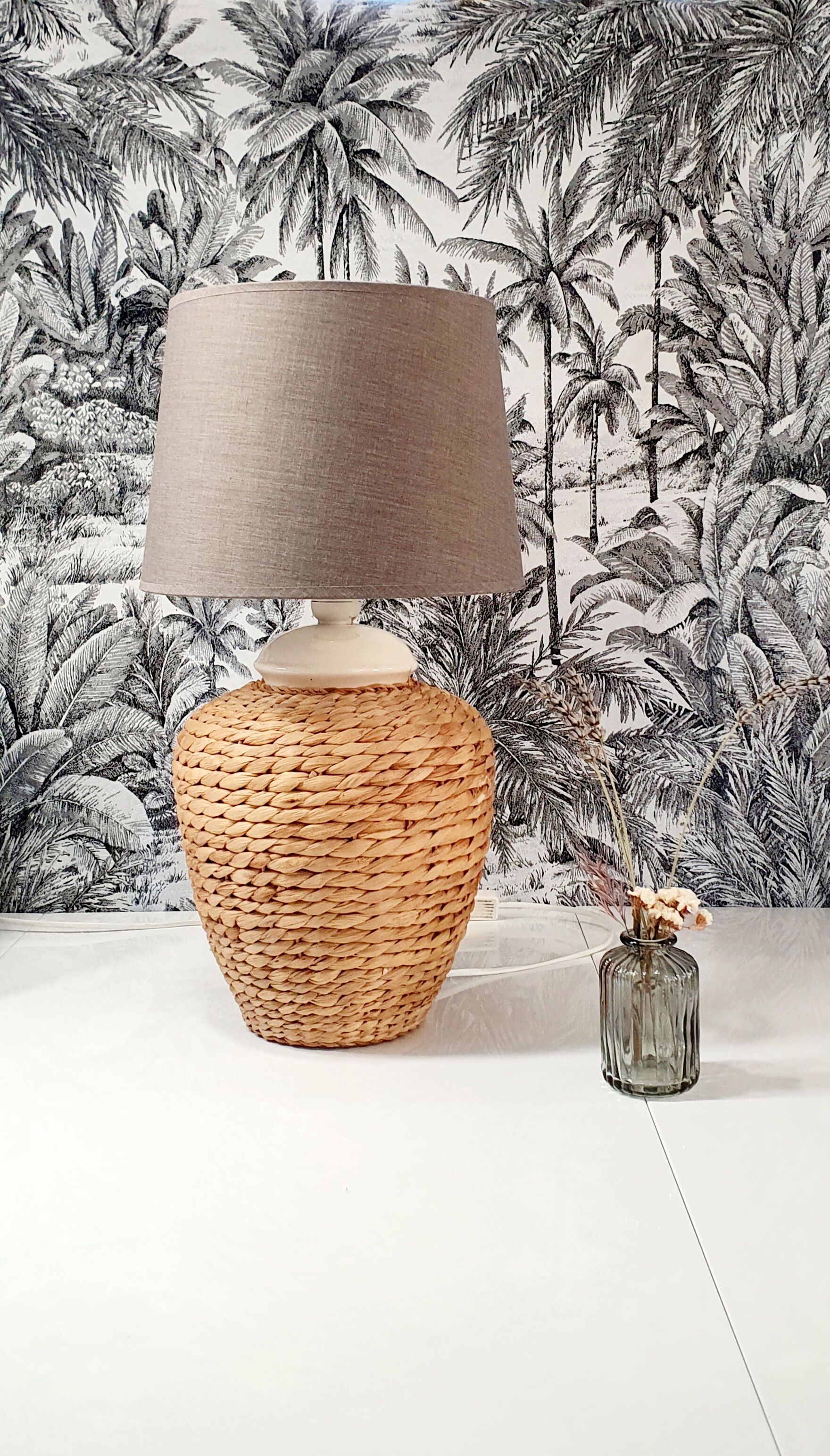 Vintage wicker lamp foot of the 70s