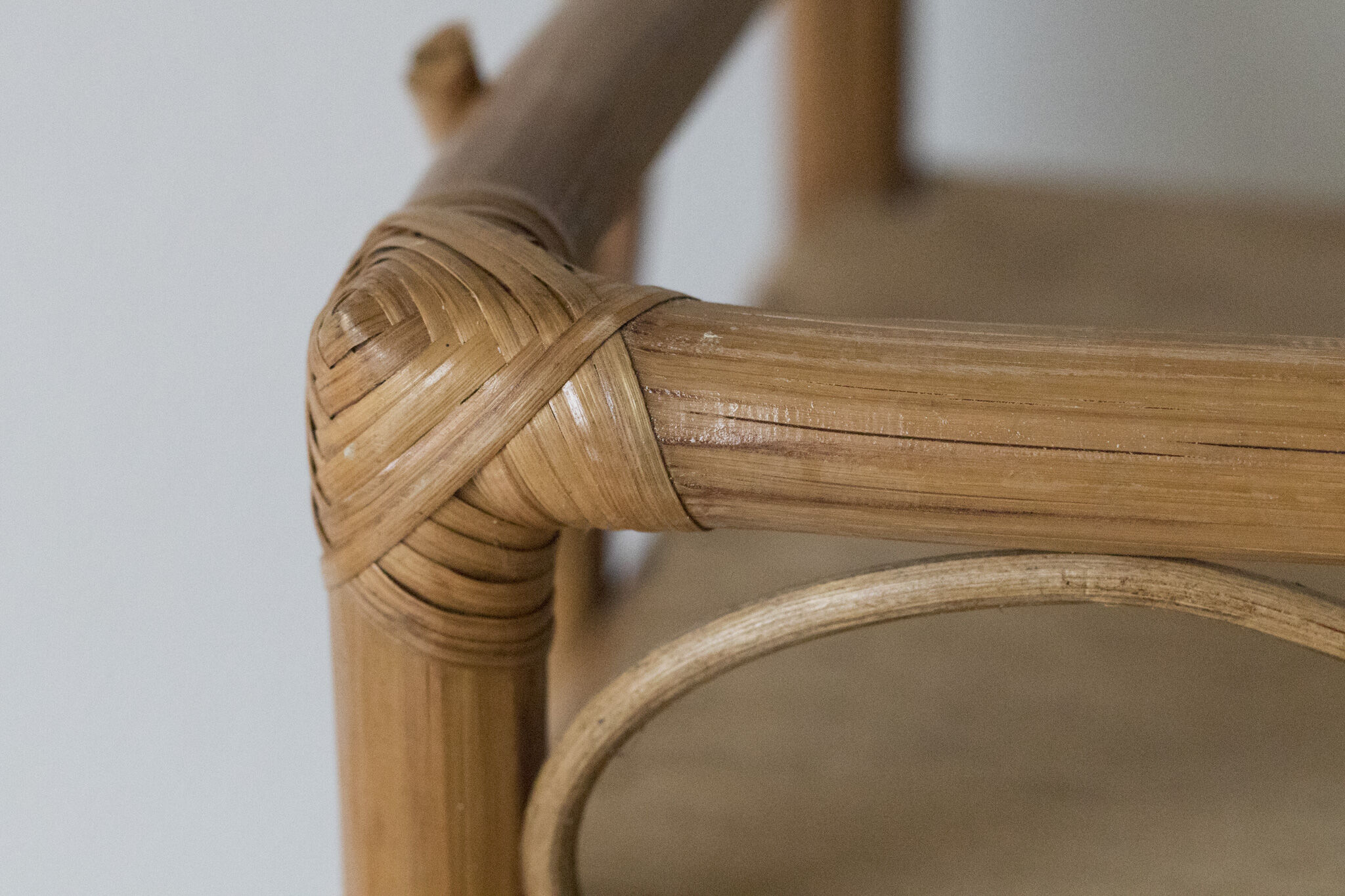 Etagère rotin et bois