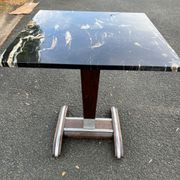 Table en marbre