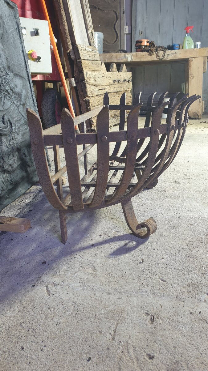Wrought iron log holder in the shape of a semicircle - 20th century