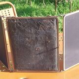 Barber's triptych mirror