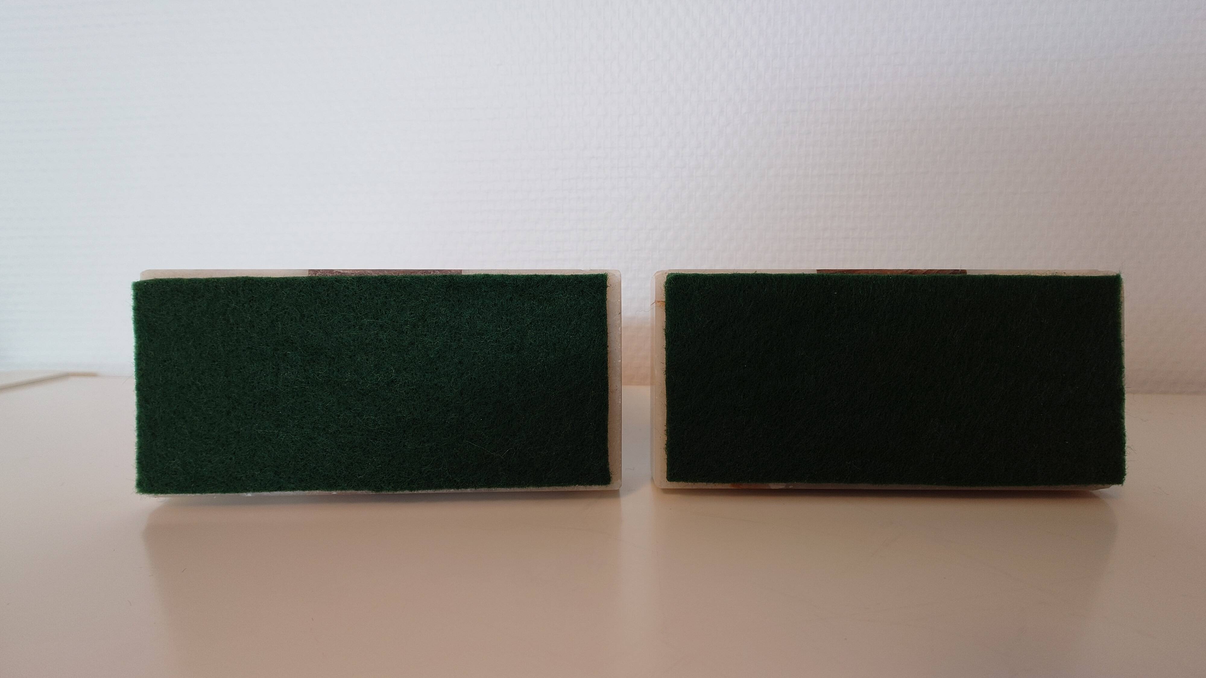 Pair of marble and onyx bookends, geometric design, Art Deco style.