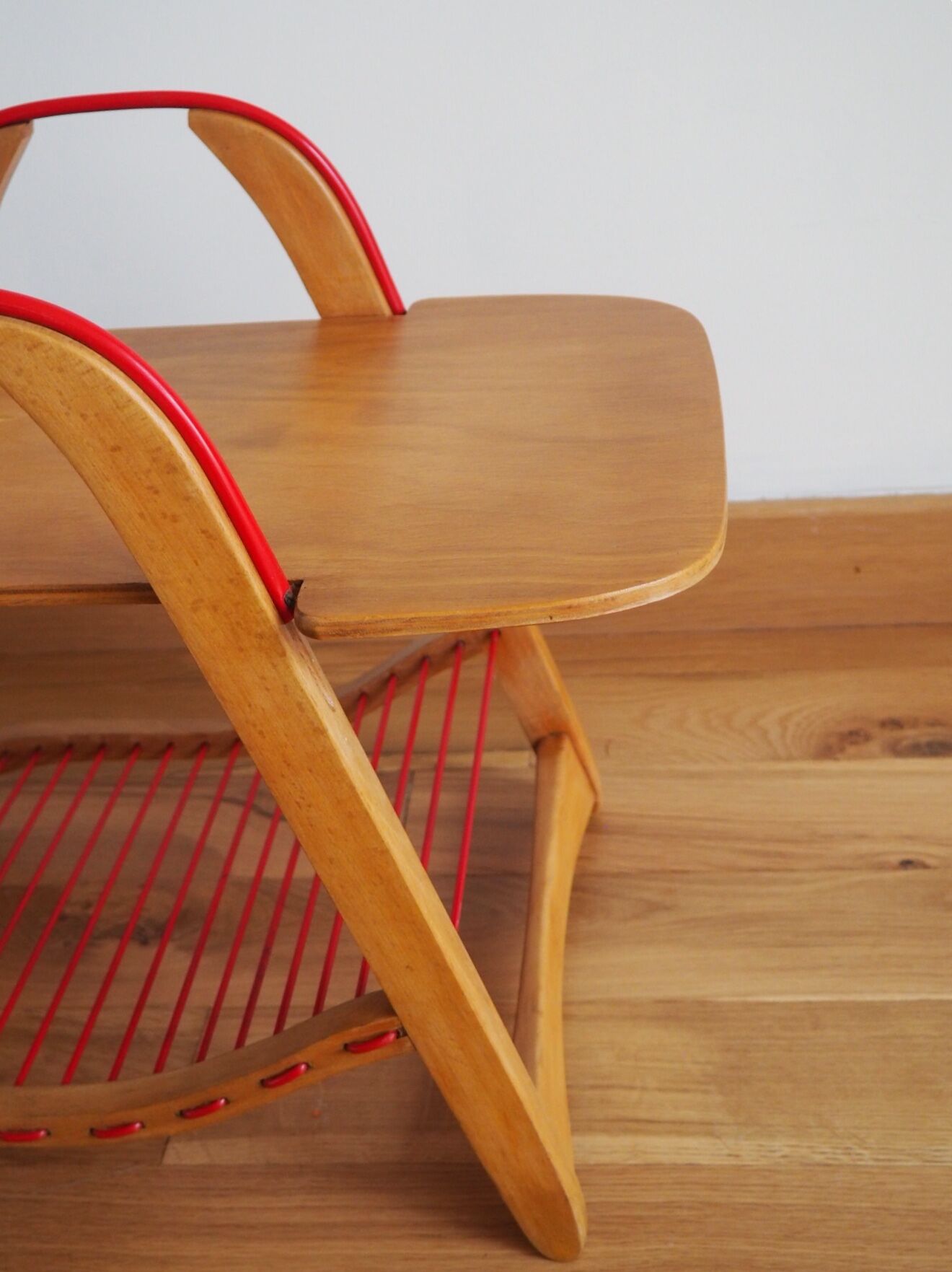 Side table scoubidou