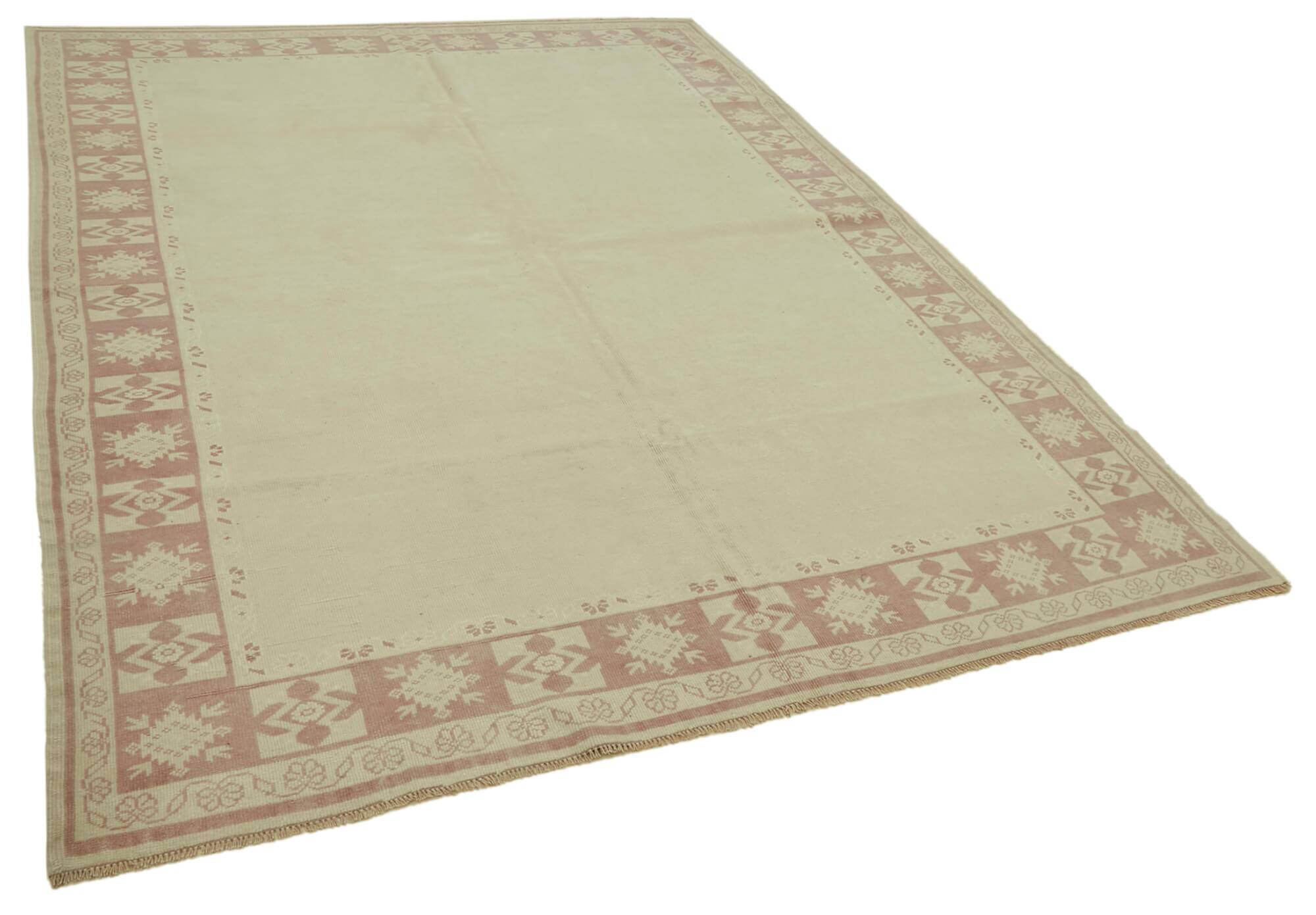 Turkish Vintage Anatolian Rug 209 cm x 276 cm