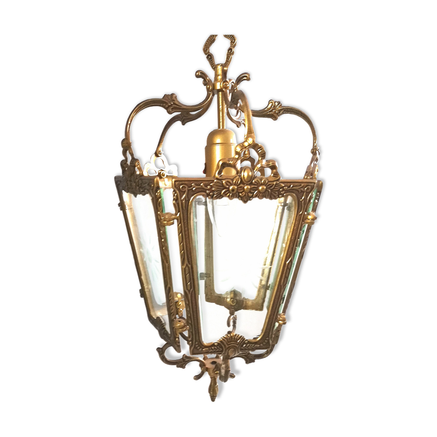 Chandelier suspension lantern