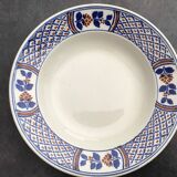 Assiette ancienne terre de fer luneville