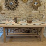 Farm table