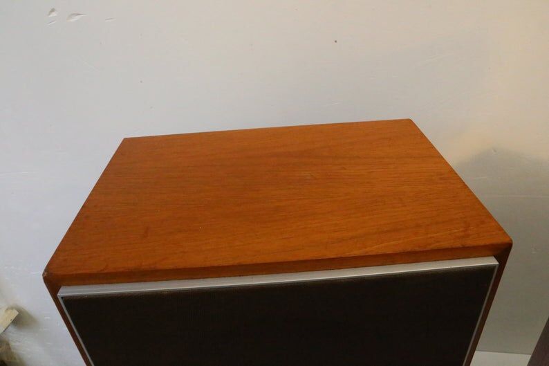 Vintage speakers by Pearl brand from the 1970s