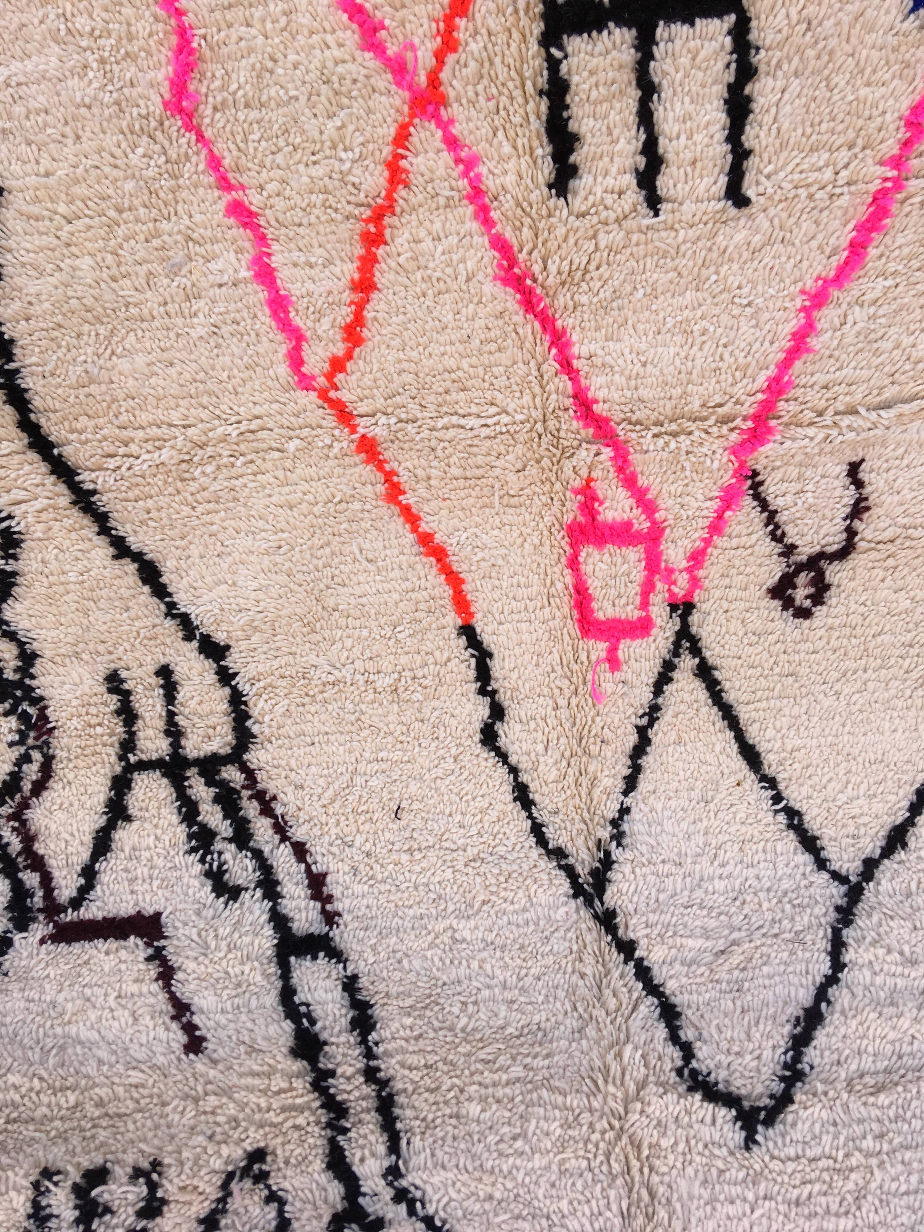 Azilal rug 298 x 194 cm
