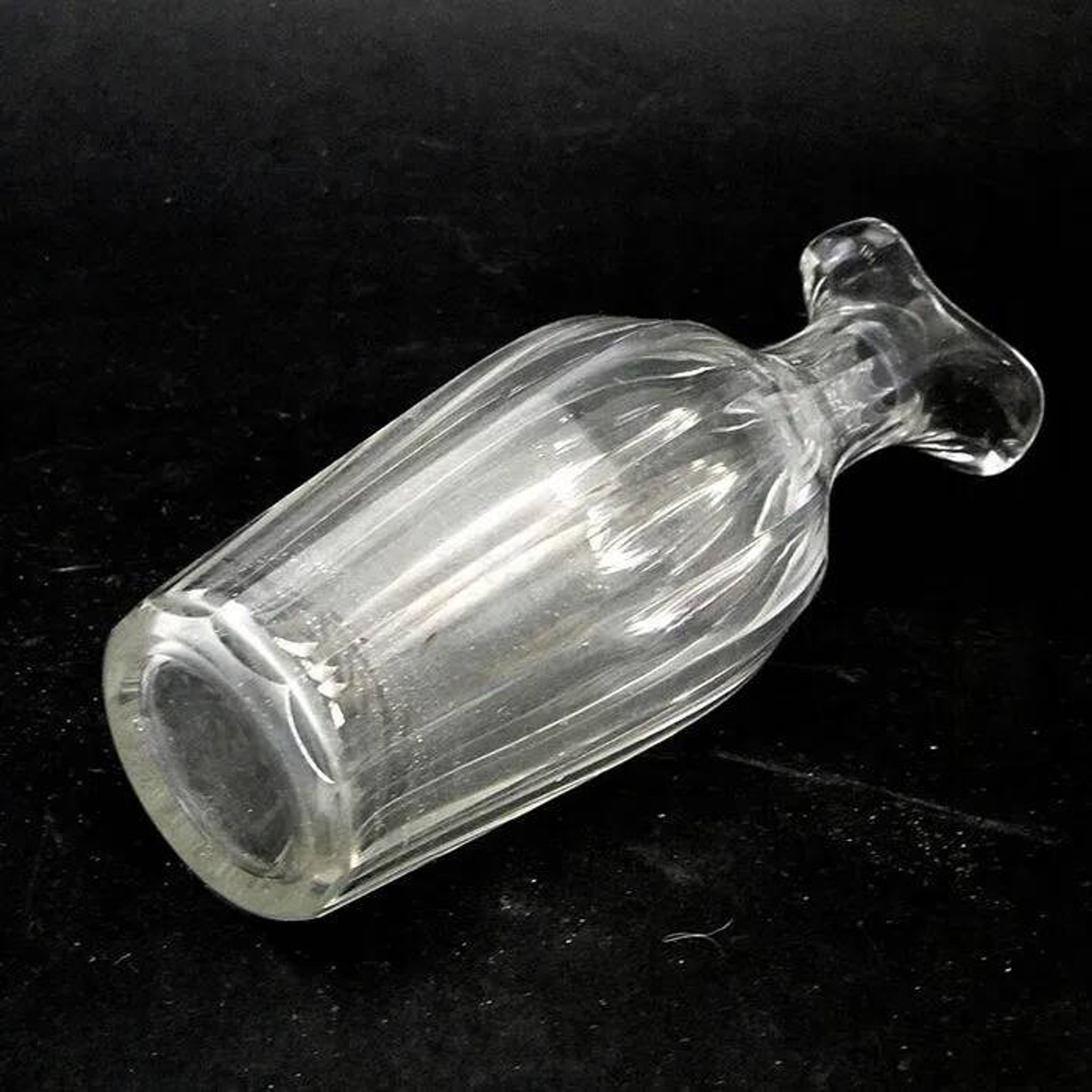 D6H Biedermeier Carafe