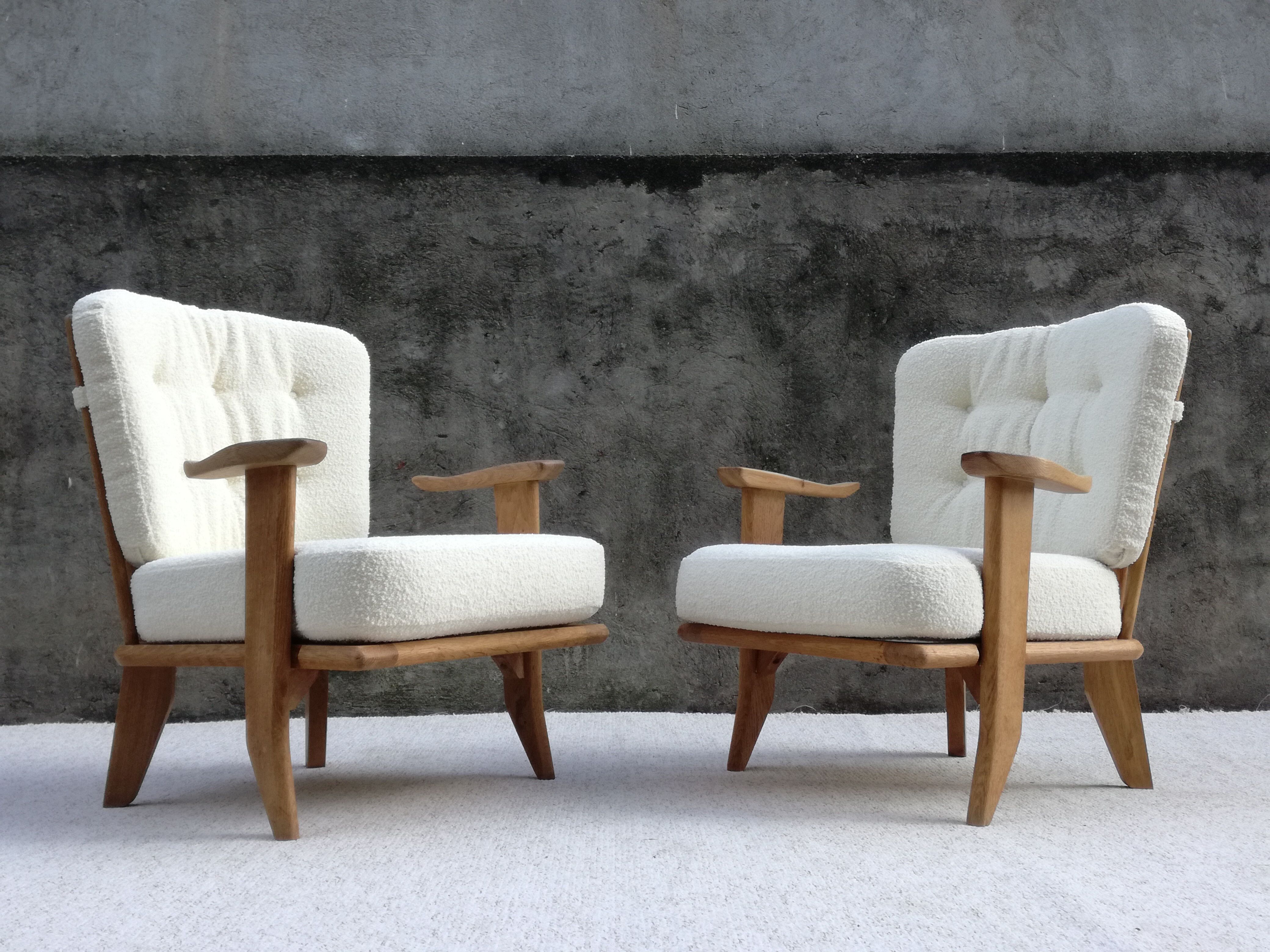 Paire de fauteuils en chêne par Guillerme et Chambron pour Votre Maison, 1960
