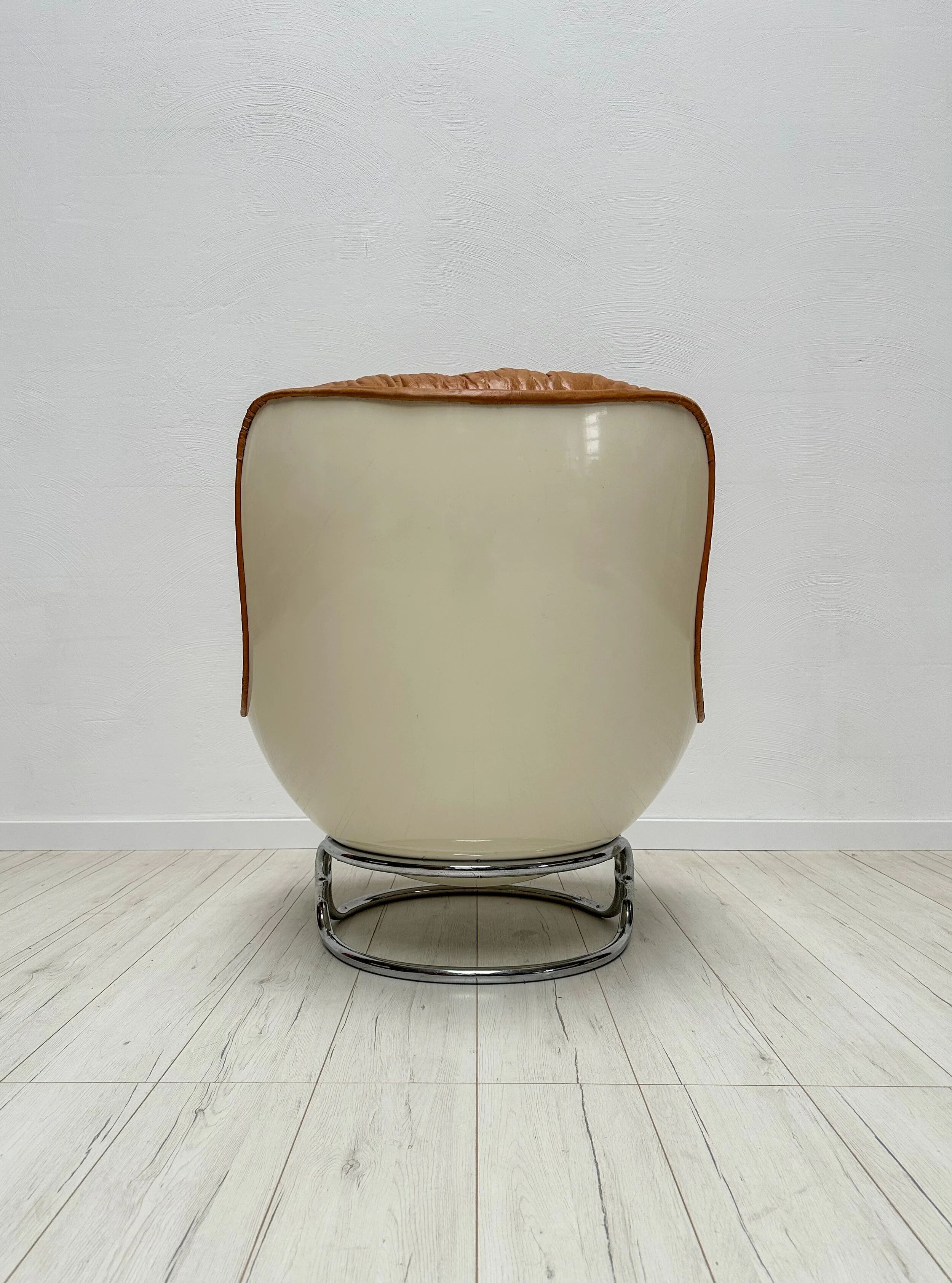 1960s Vintage leather 'Karate' Chair Set by Michel Cadestin for Airborne