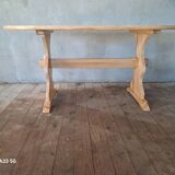 Pine wood table
